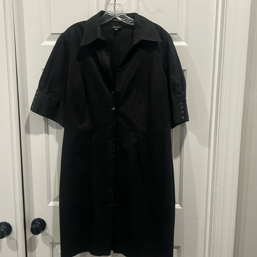 Black Nine West shirt dress